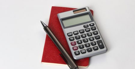 Calculadora para sacar cuentas del costo de la licencia de conducción