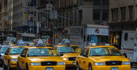 Taxis en la ciudad, vehículos que requieren licencia C1